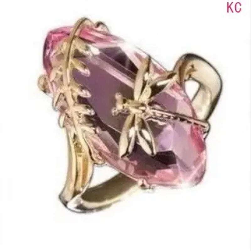 18K Gold Plated Dragonfly Ring with Olive Green Stone, Creative Finger Jewelry for European American Daily Styling